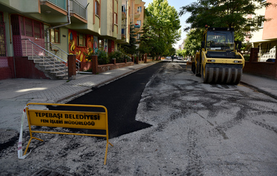 MAHALLELERDE ÜSTYAPI ÇALIŞMASI SÜRÜYOR